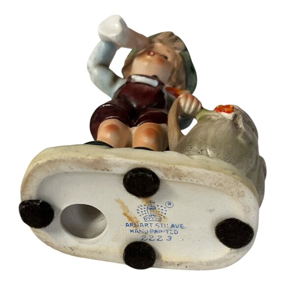 Vintage Arnart 5th Ave Figurine Boy with Horn Hand Painted Porcelain #2223 6” Ja - Picture 6 of 7